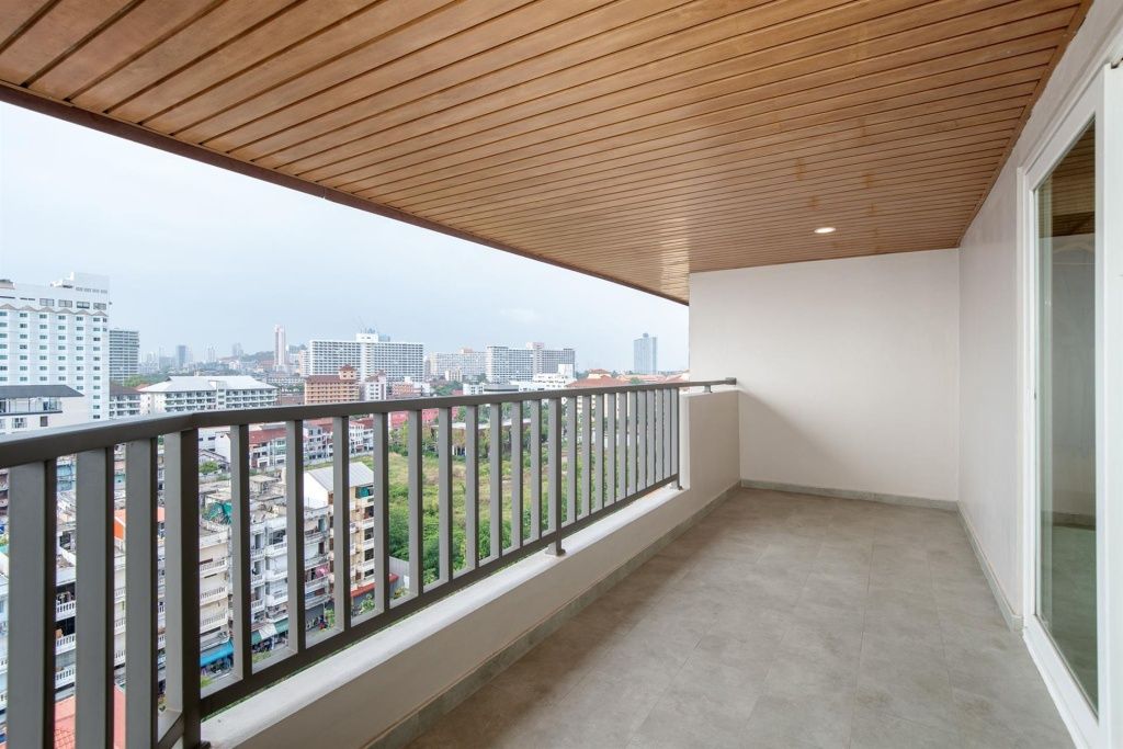 Deluxe Corner Sea View