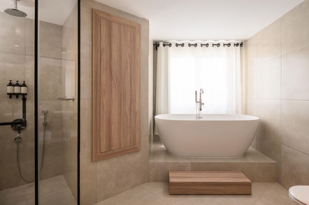 One bedroom suite 