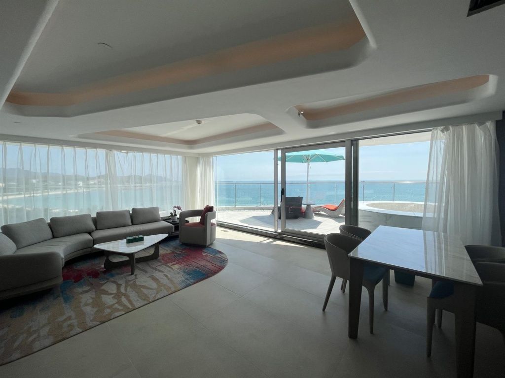 deluxe ocean view open suite imax