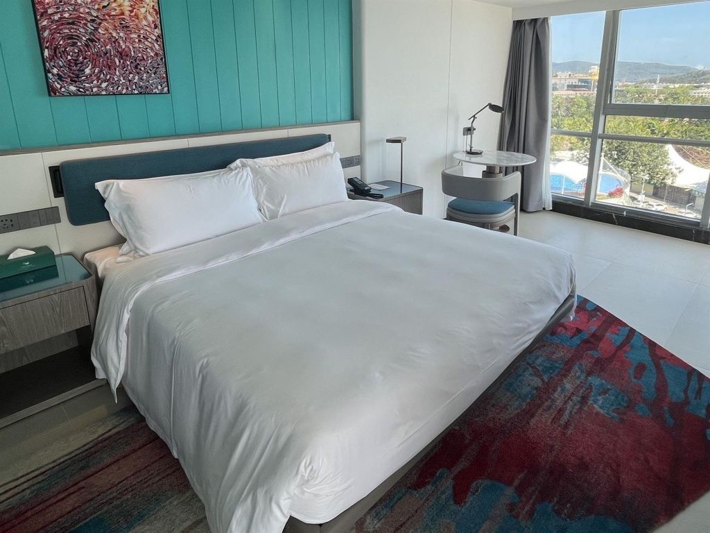 deluxe ocean view open suite imax