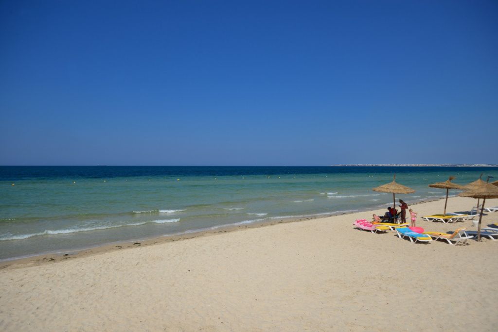 Песчаный пляж