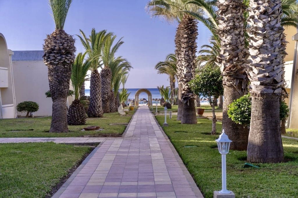 Территория отеля