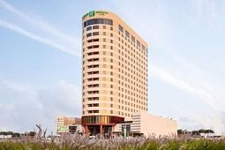 HOLIDAY INN & SUITES DUBAI SCIENCE PARK