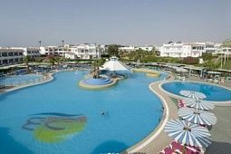 DREAMS BEACH