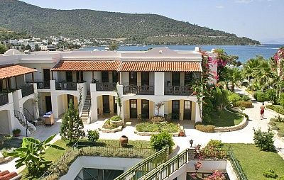   Izer Hotel & Beach Club 4* 