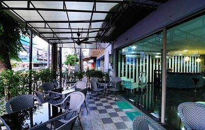  CHAPLIN INN 3*