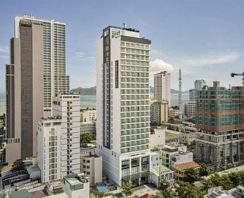 December Hotel 4* в Нячанге (Вьетнам) - новый стильный отель в сердце Нячанга