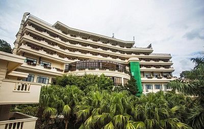 SANYA YU HUA YUAN SEAVIEW HOTEL 4*
