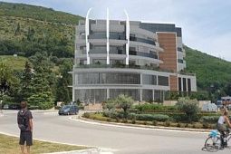 IMPERIAL CONFERENCE & SPA (EX. SQUARE)