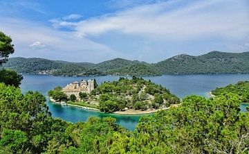 Острова Хорватии, которые стоит посетить этим летом. - Изображение 2